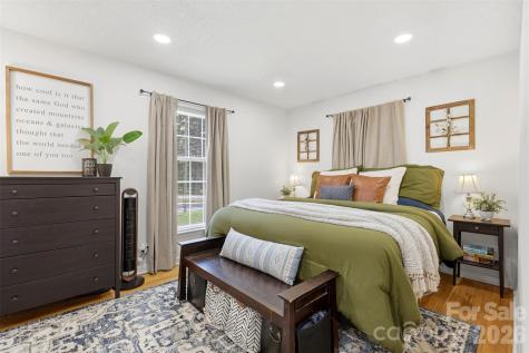 6607 Elmwood Circle Charlotte NC 28214