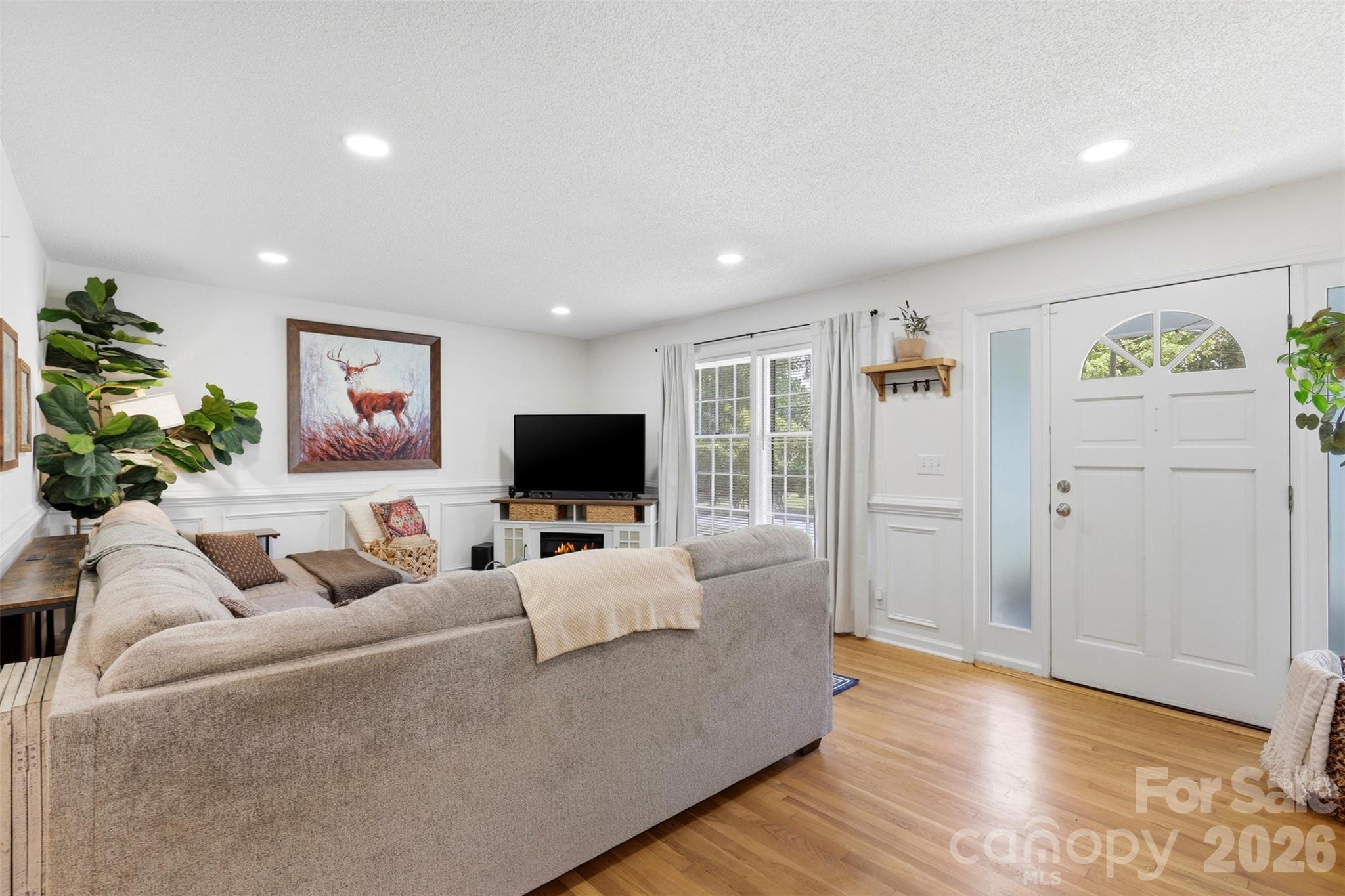 6607 Elmwood Circle Charlotte NC 28214
