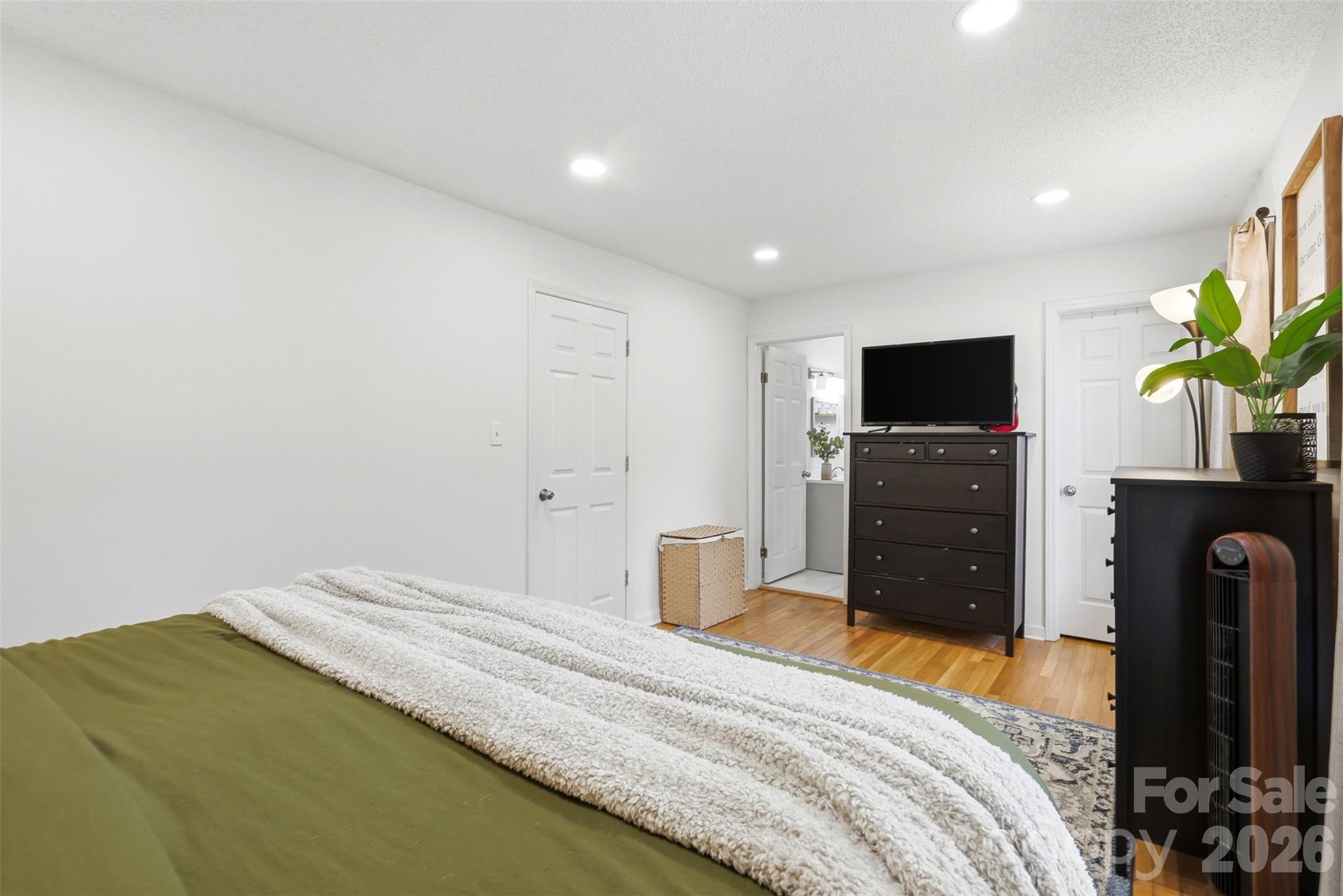 6607 Elmwood Circle Charlotte NC 28214