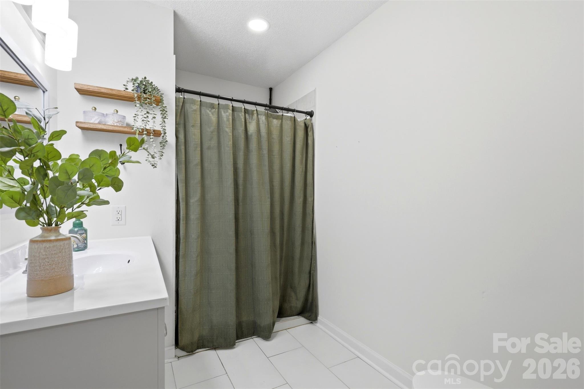 6607 Elmwood Circle Charlotte NC 28214
