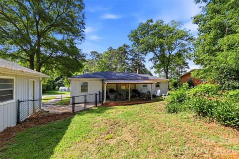 6607 Elmwood Circle Charlotte NC 28214