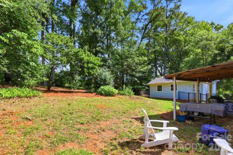 6607 Elmwood Circle Charlotte NC 28214