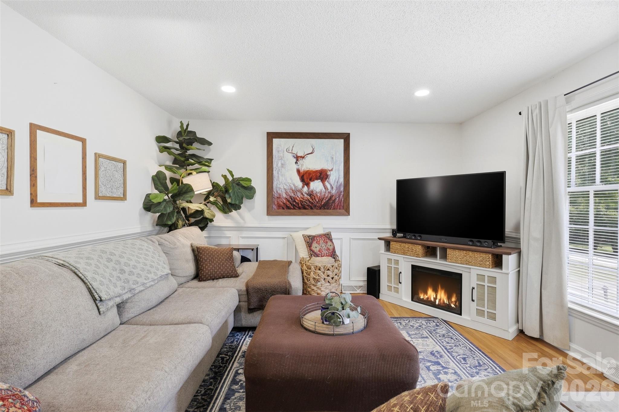 6607 Elmwood Circle Charlotte NC 28214