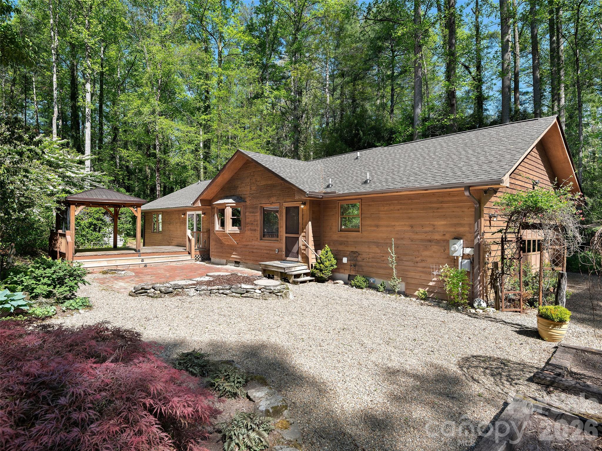 30 Kanuga Heights Lane Hendersonville NC 28739
