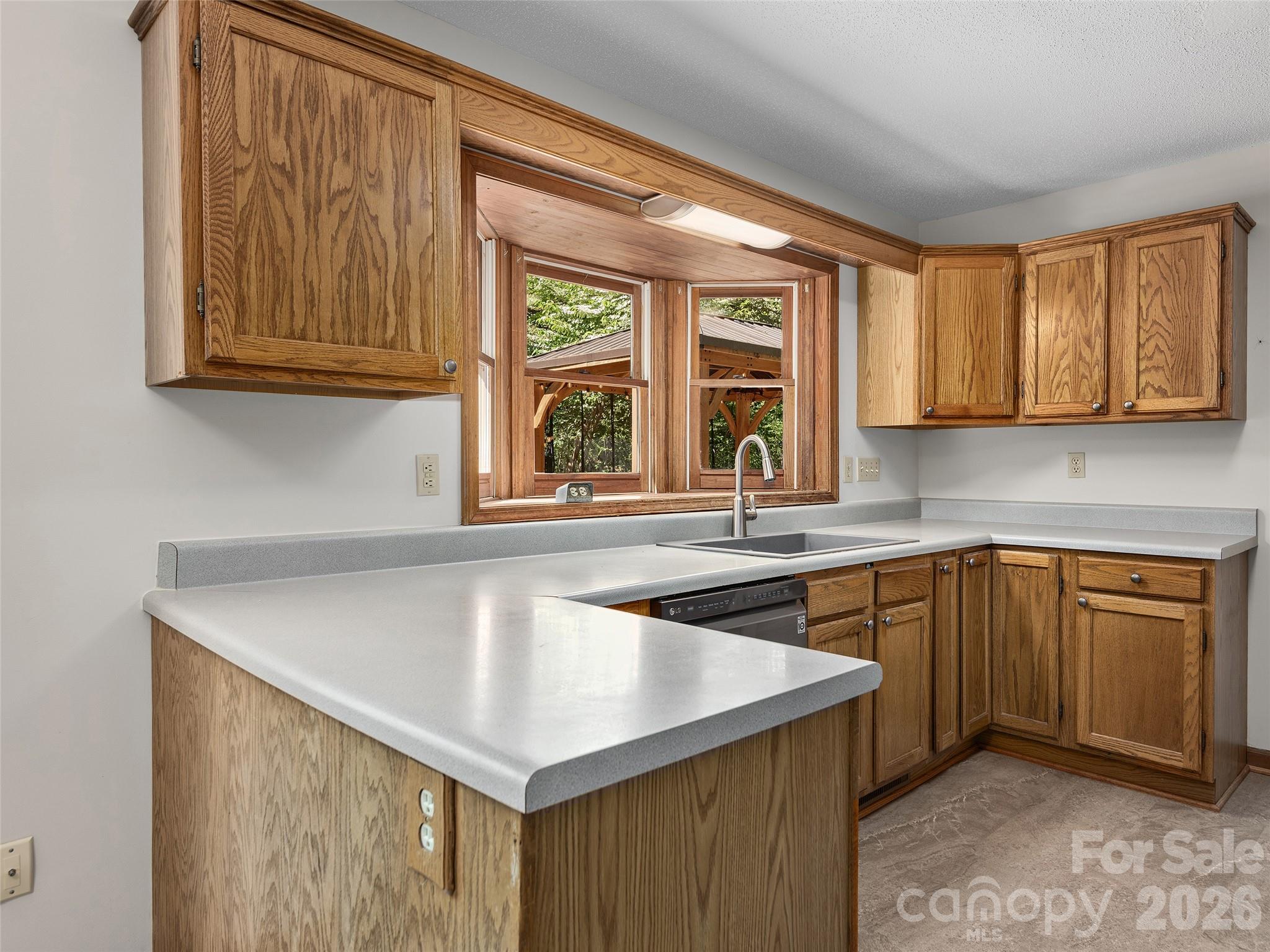30 Kanuga Heights Lane Hendersonville NC 28739