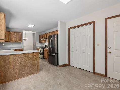 30 Kanuga Heights Lane Hendersonville NC 28739