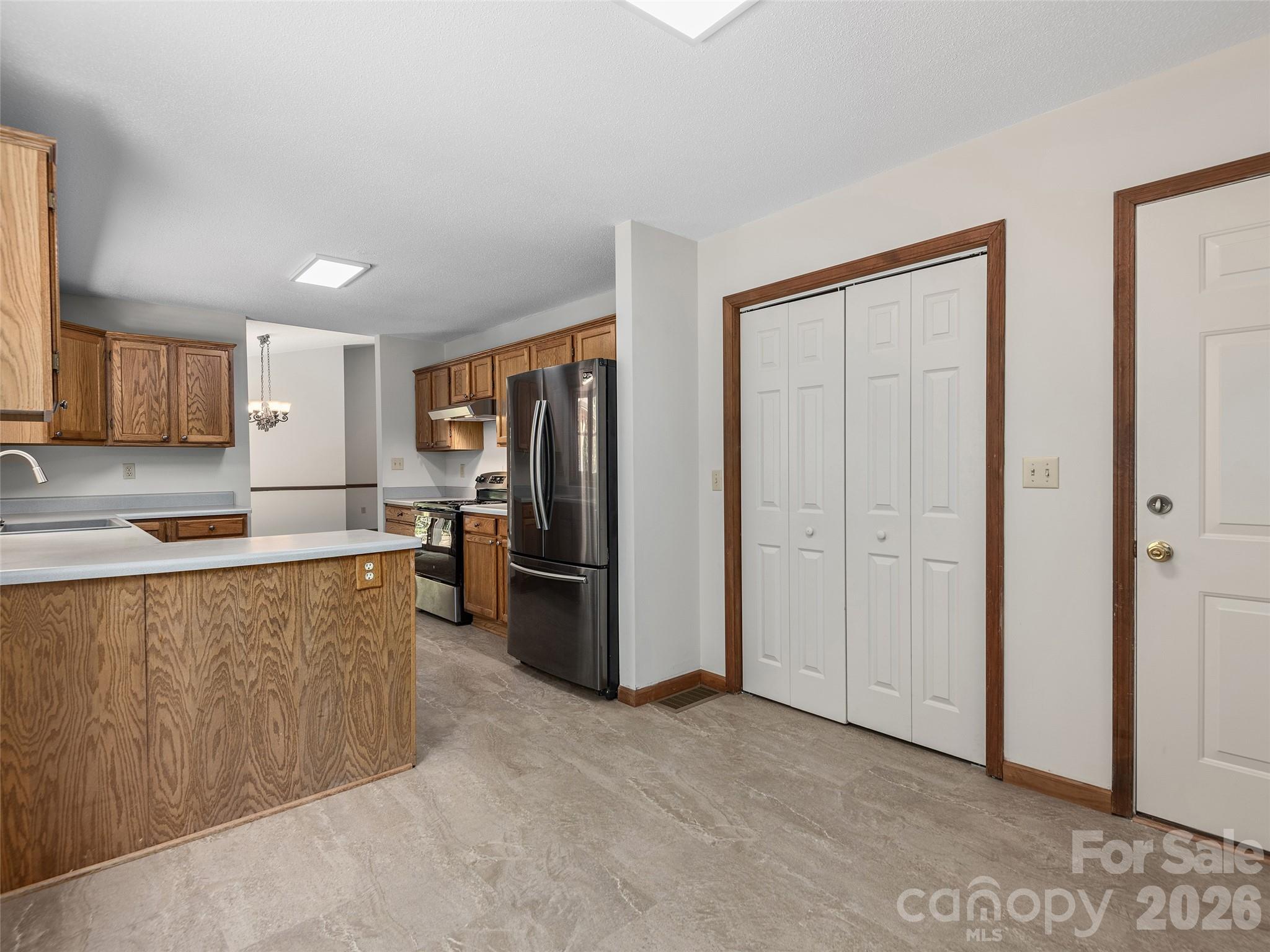 30 Kanuga Heights Lane Hendersonville NC 28739