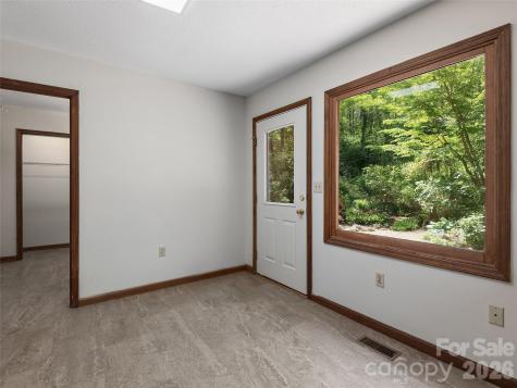 30 Kanuga Heights Lane Hendersonville NC 28739