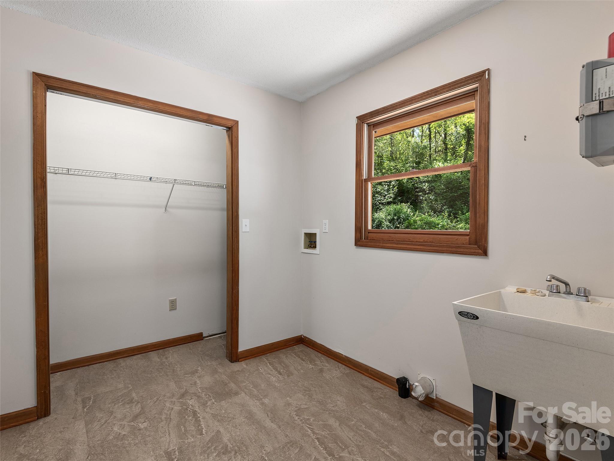 30 Kanuga Heights Lane Hendersonville NC 28739