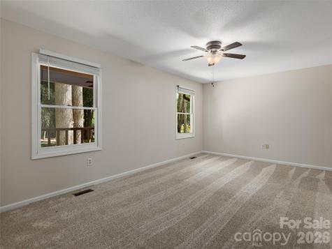 30 Kanuga Heights Lane Hendersonville NC 28739