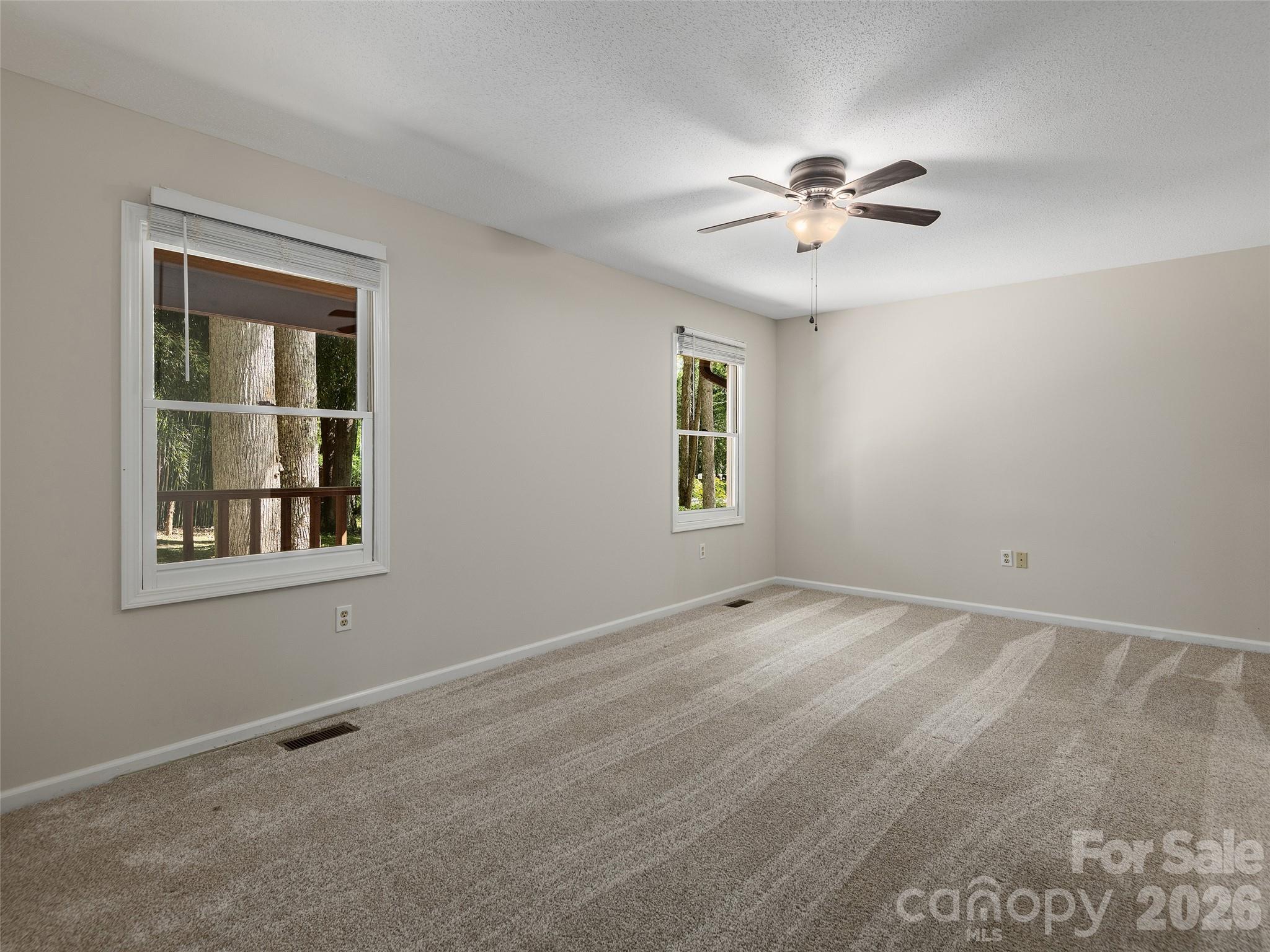 30 Kanuga Heights Lane Hendersonville NC 28739