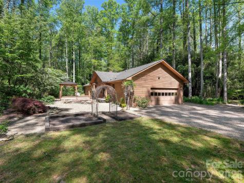 30 Kanuga Heights Lane Hendersonville NC 28739