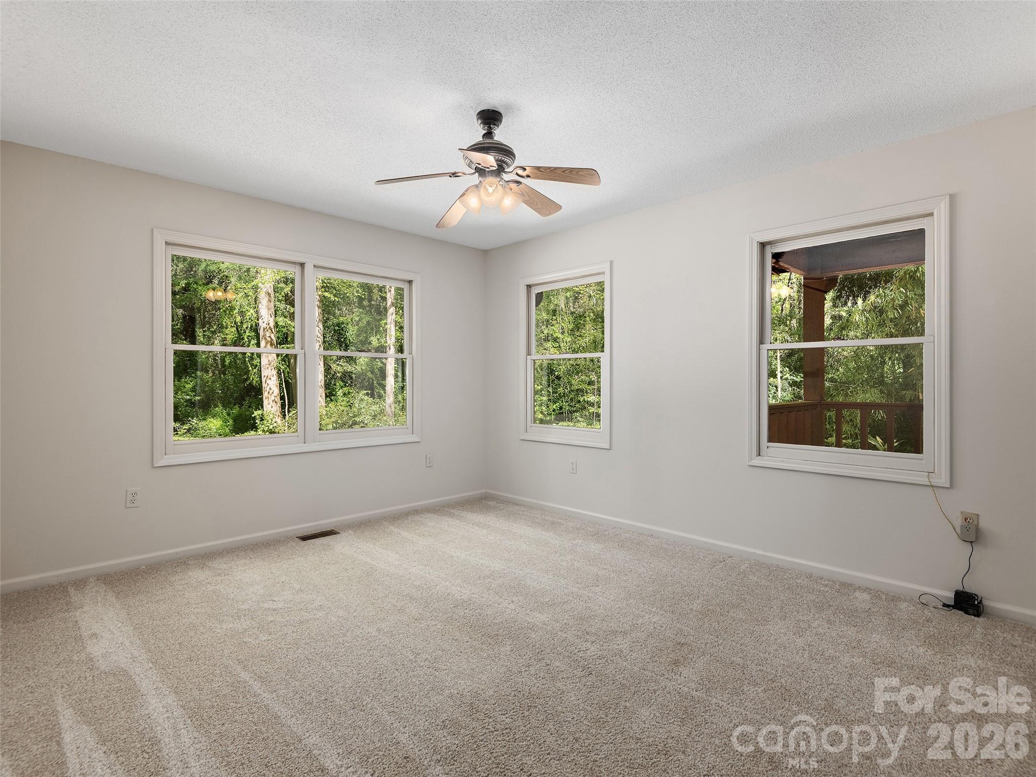 30 Kanuga Heights Lane Hendersonville NC 28739