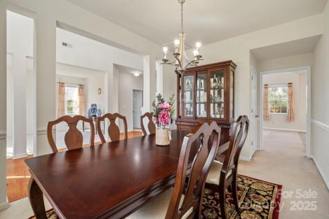 2 Breyerton Court Asheville NC 28804