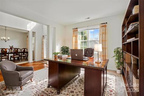 2 Breyerton Court Asheville NC 28804