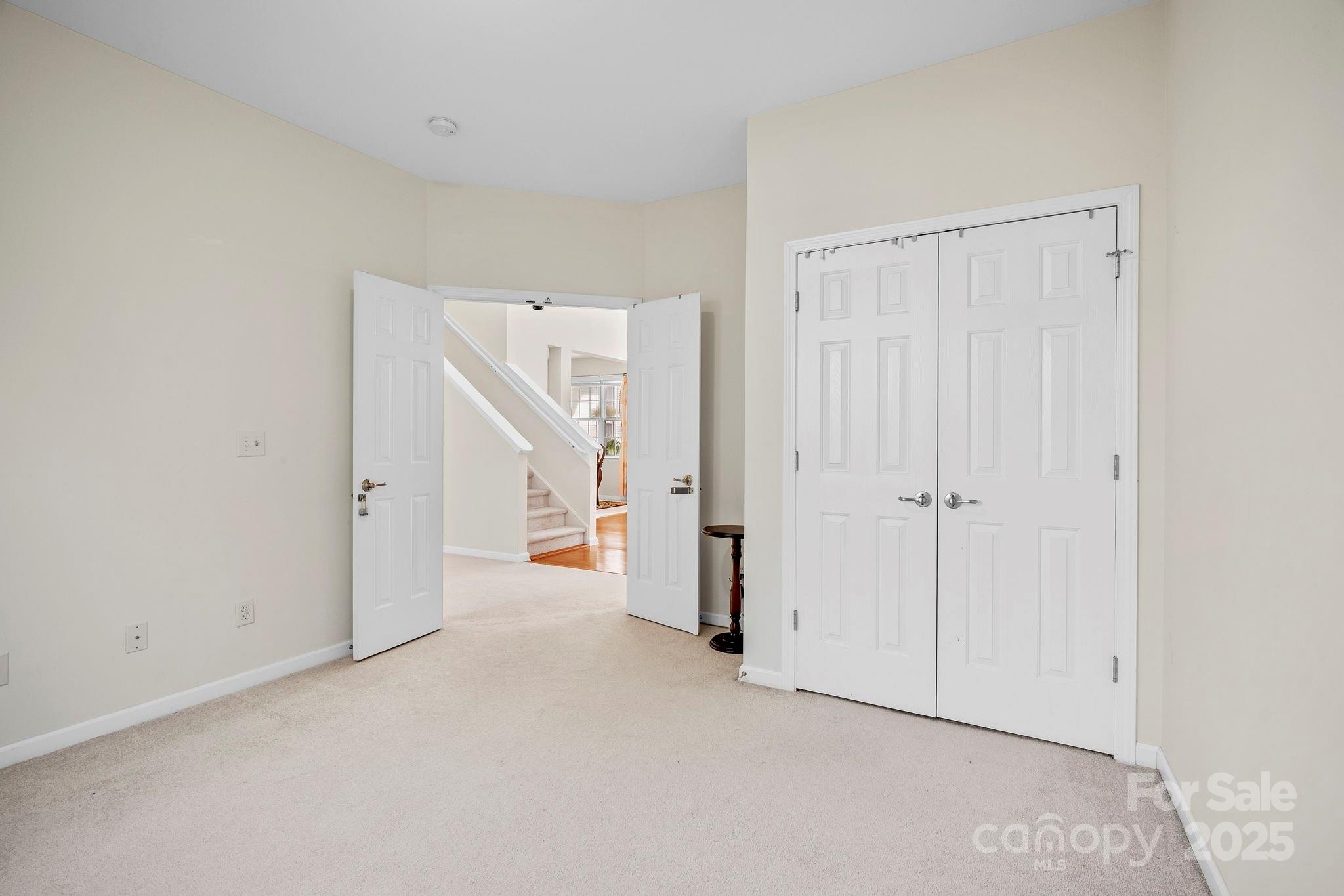 2 Breyerton Court Asheville NC 28804