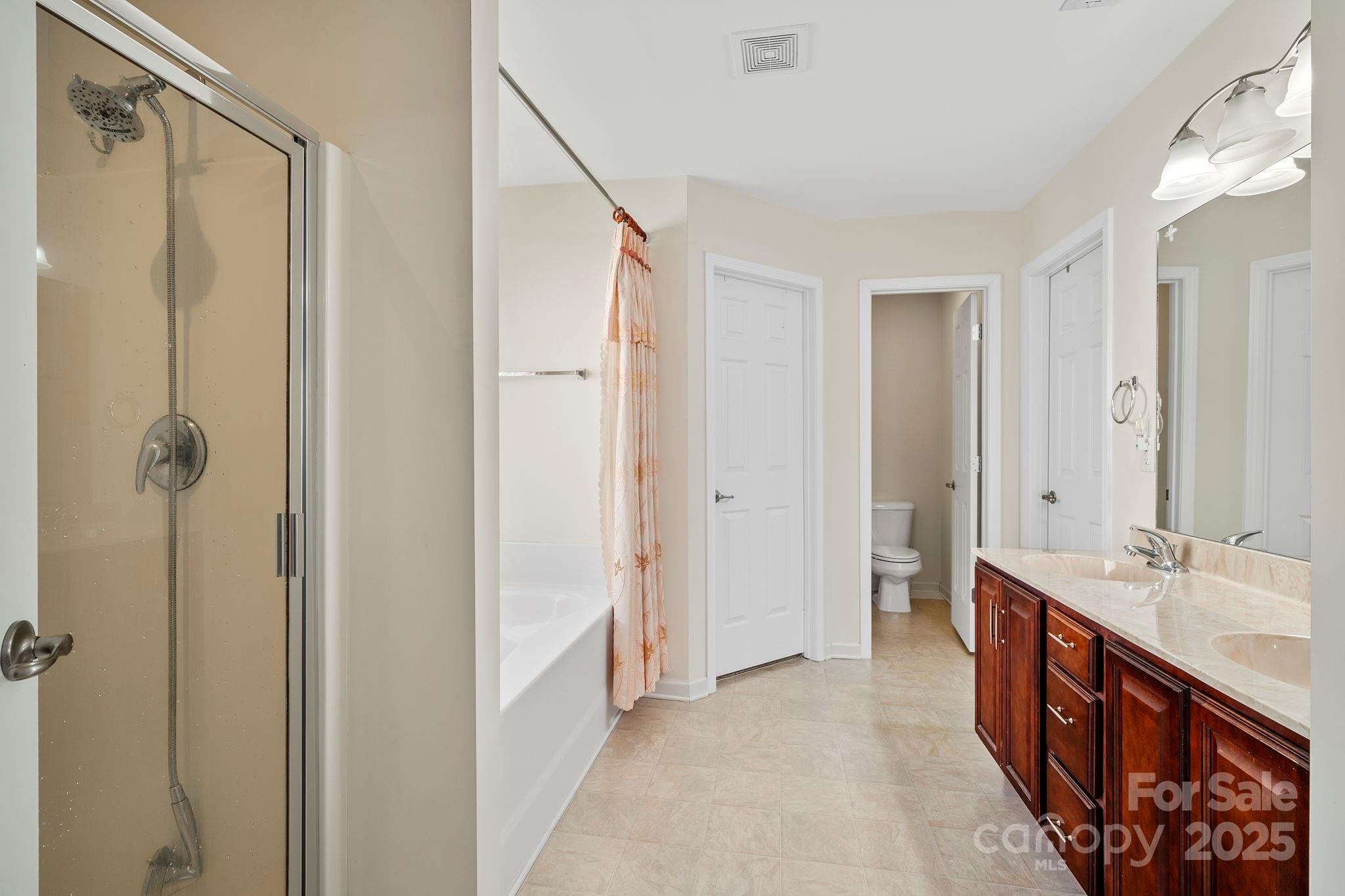 2 Breyerton Court Asheville NC 28804