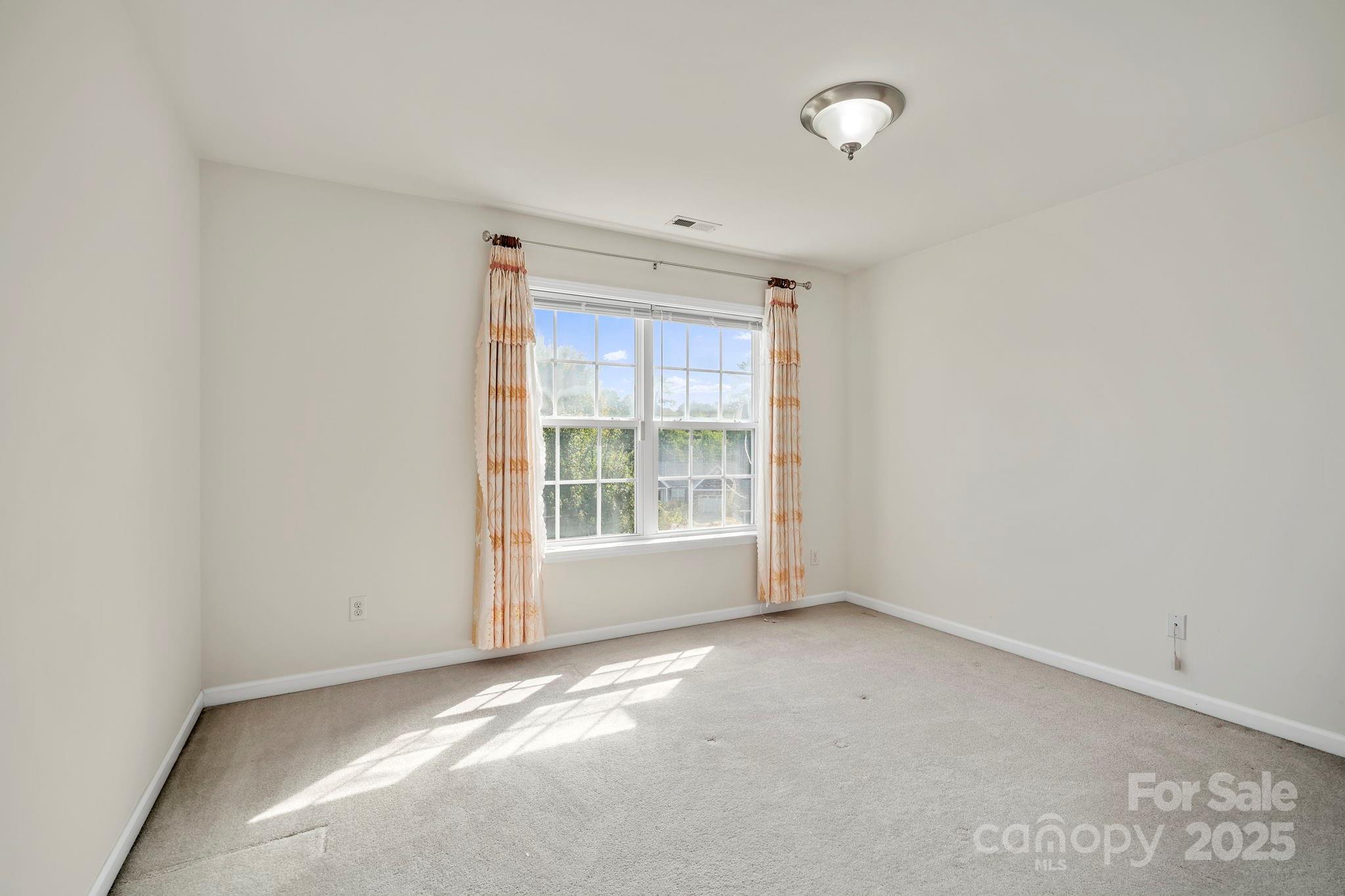 2 Breyerton Court Asheville NC 28804