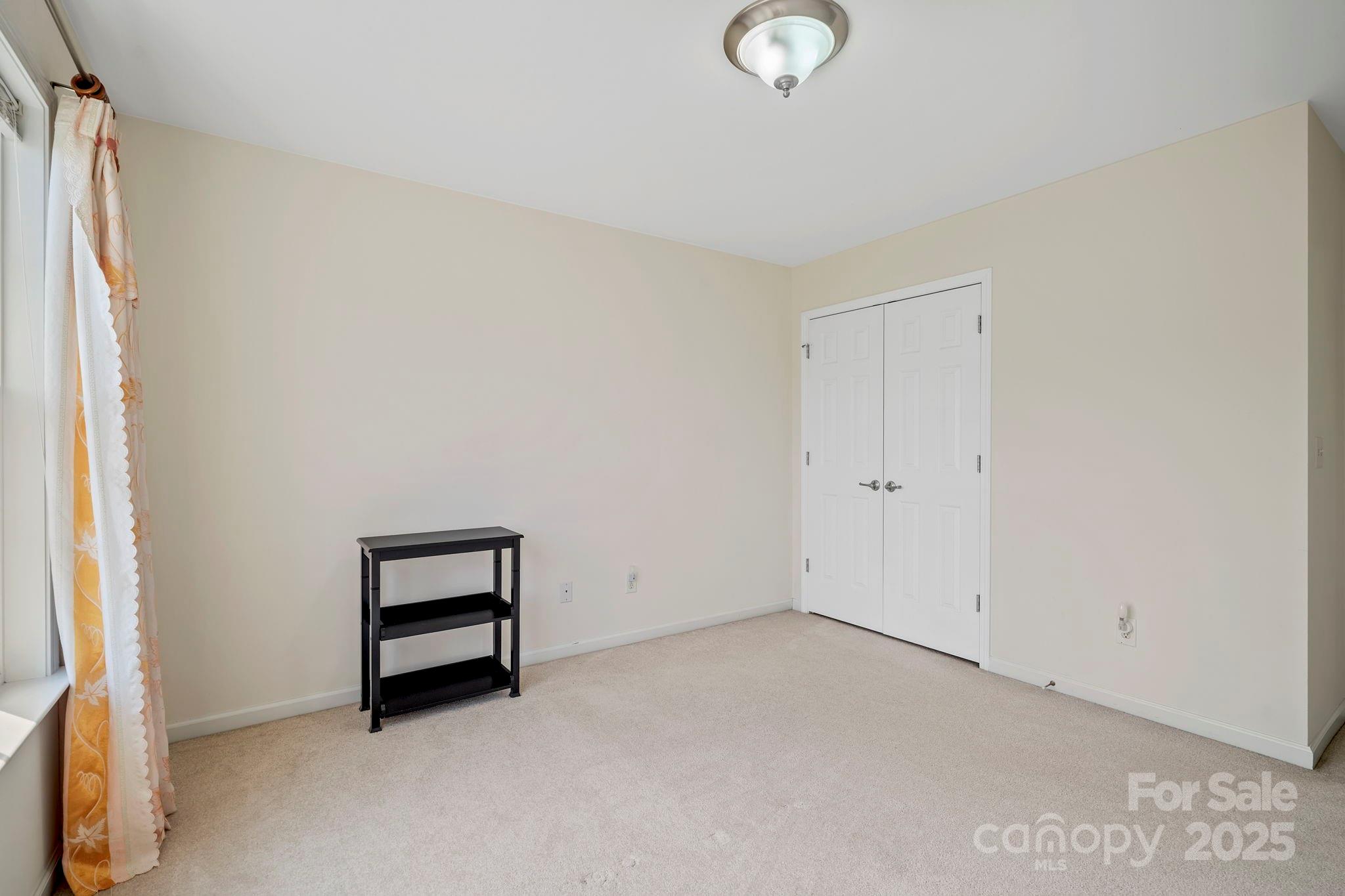 2 Breyerton Court Asheville NC 28804