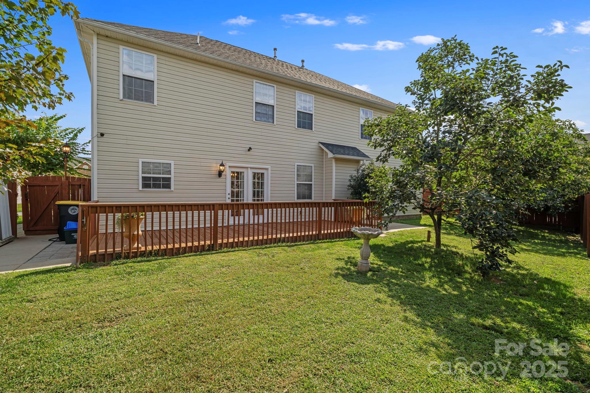 2 Breyerton Court Asheville NC 28804