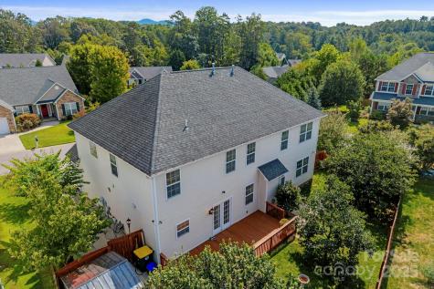 2 Breyerton Court Asheville NC 28804