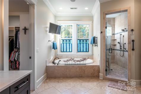 86 Brookline Drive Asheville NC 28803