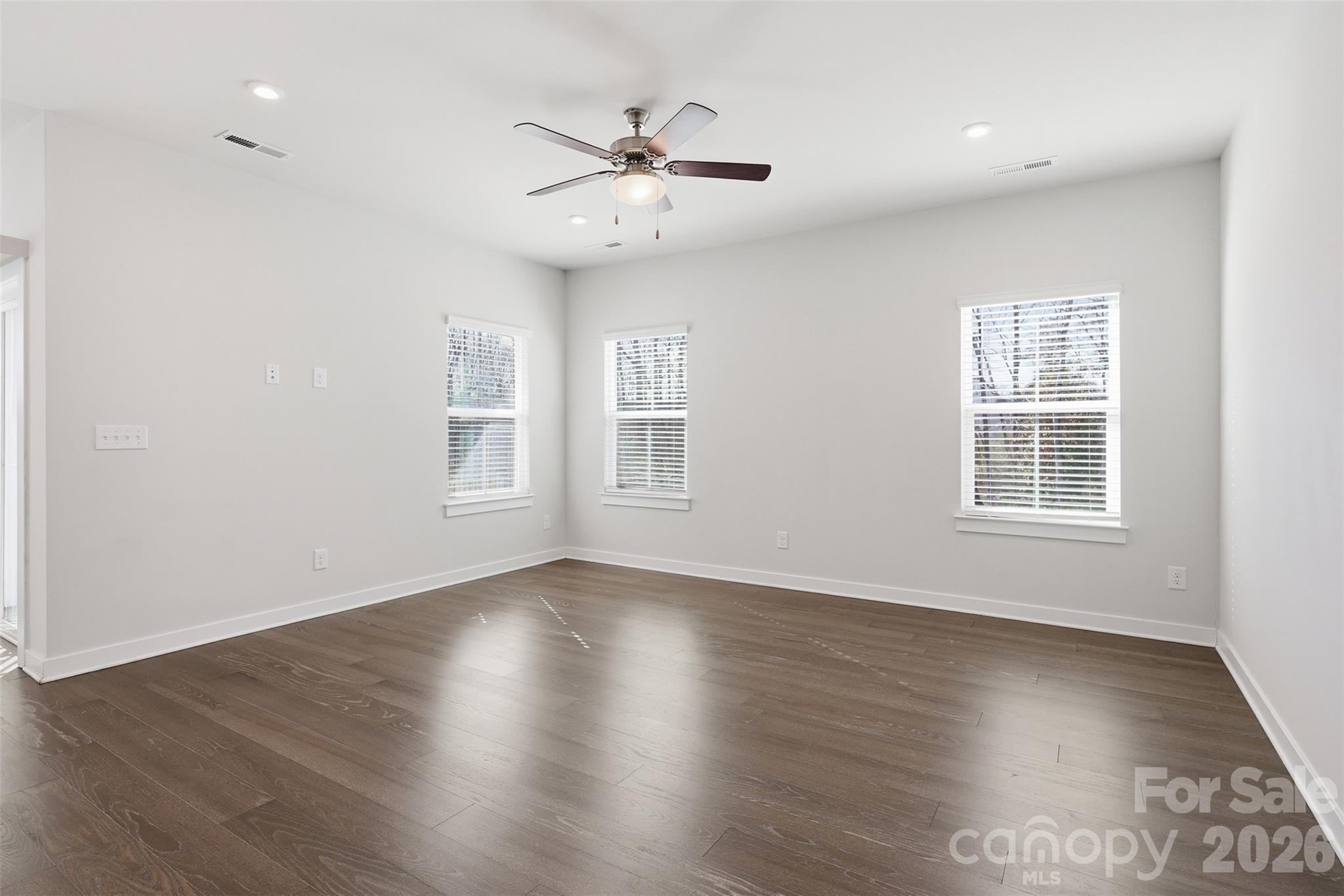 6334 Cambridge Drive Harrisburg NC 28075