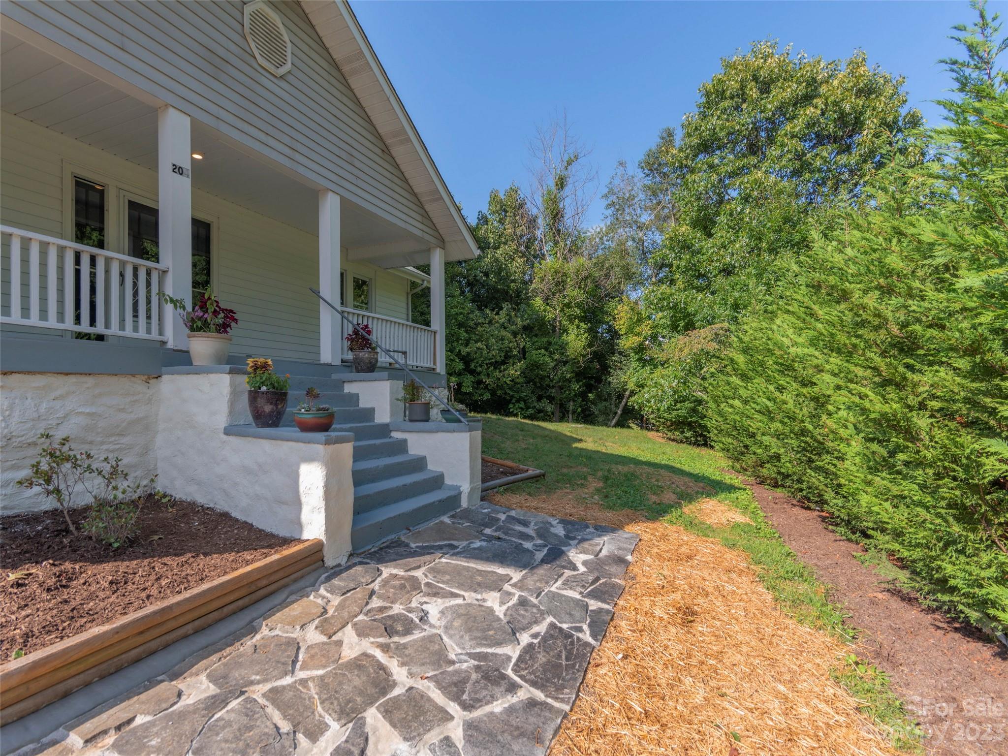 204 Green Valley Road Waynesville NC 28786