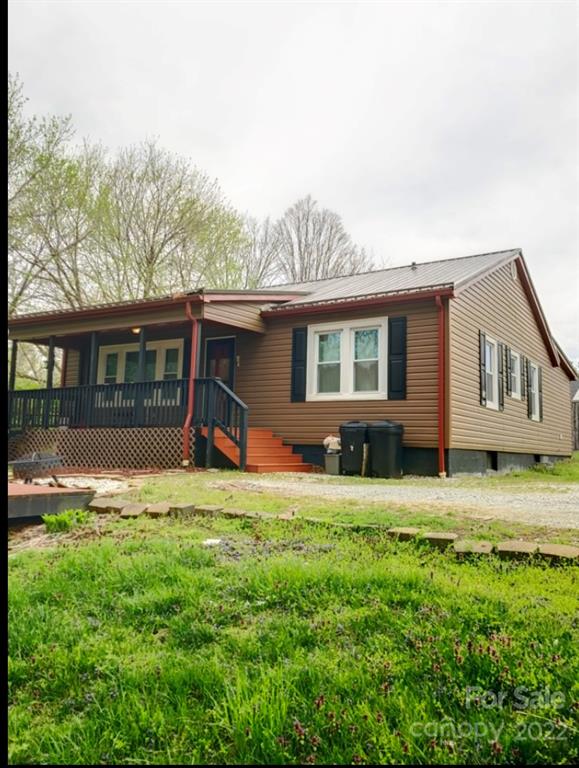 48 Boone Street Spruce Pine NC 28777