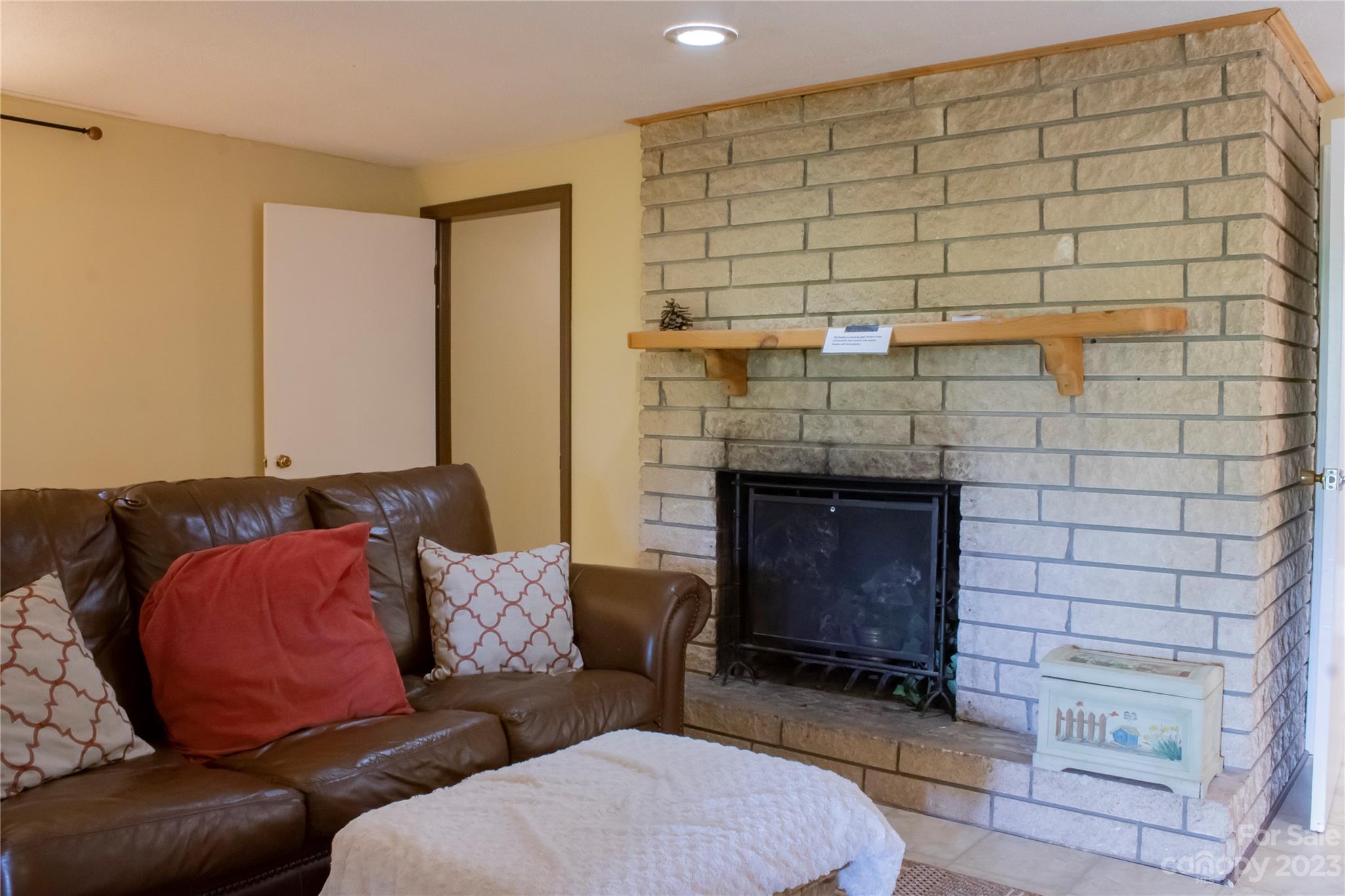 58 Homewood Road Candler NC 28715