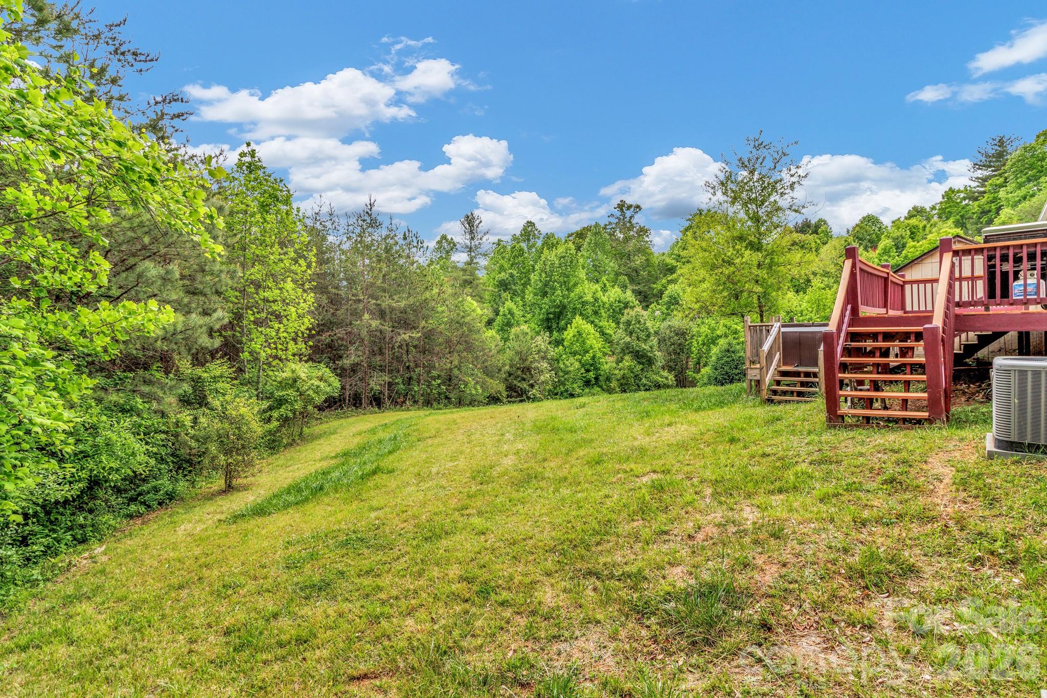 31 Trent Drive Leicester NC 28748