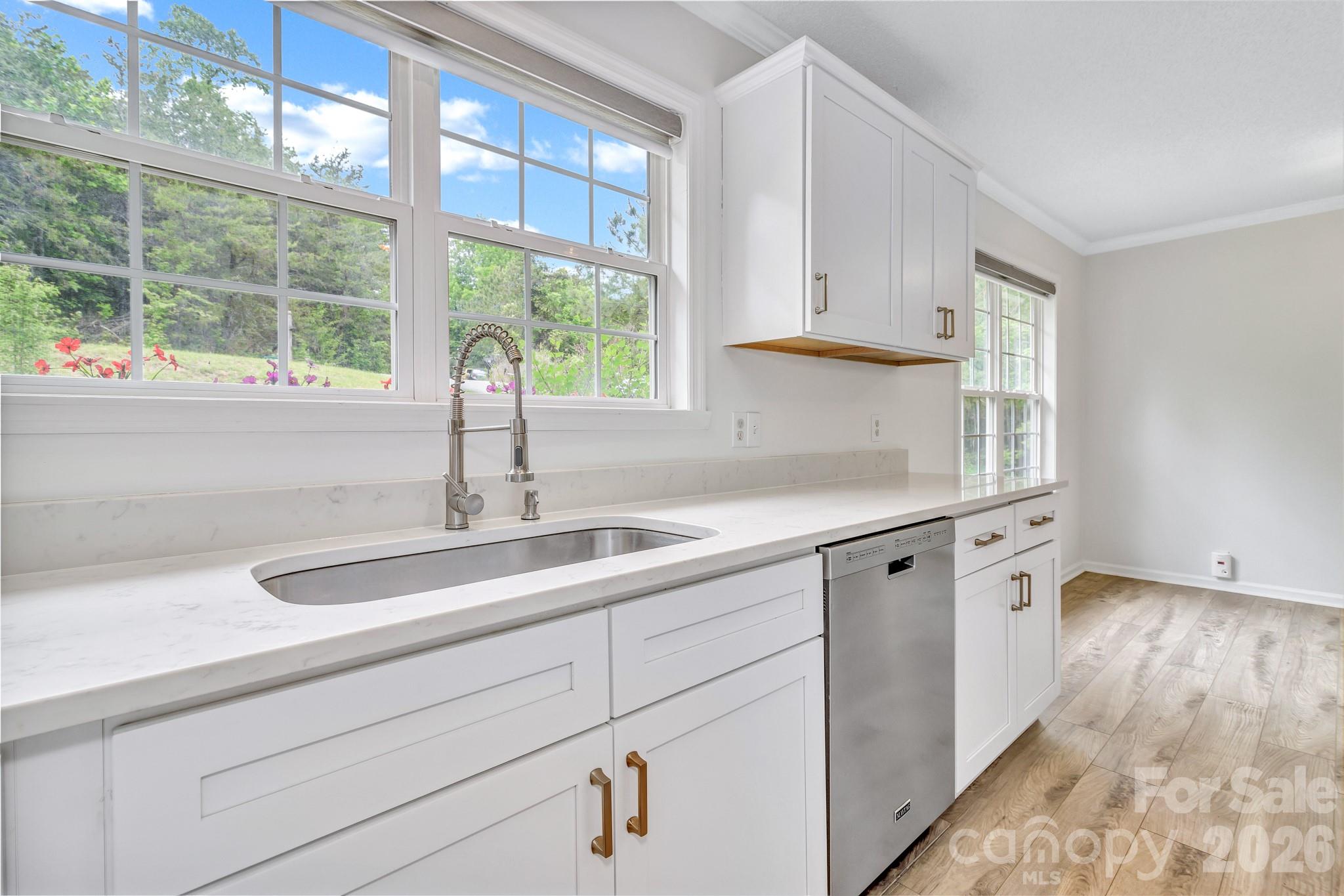 31 Trent Drive Leicester NC 28748