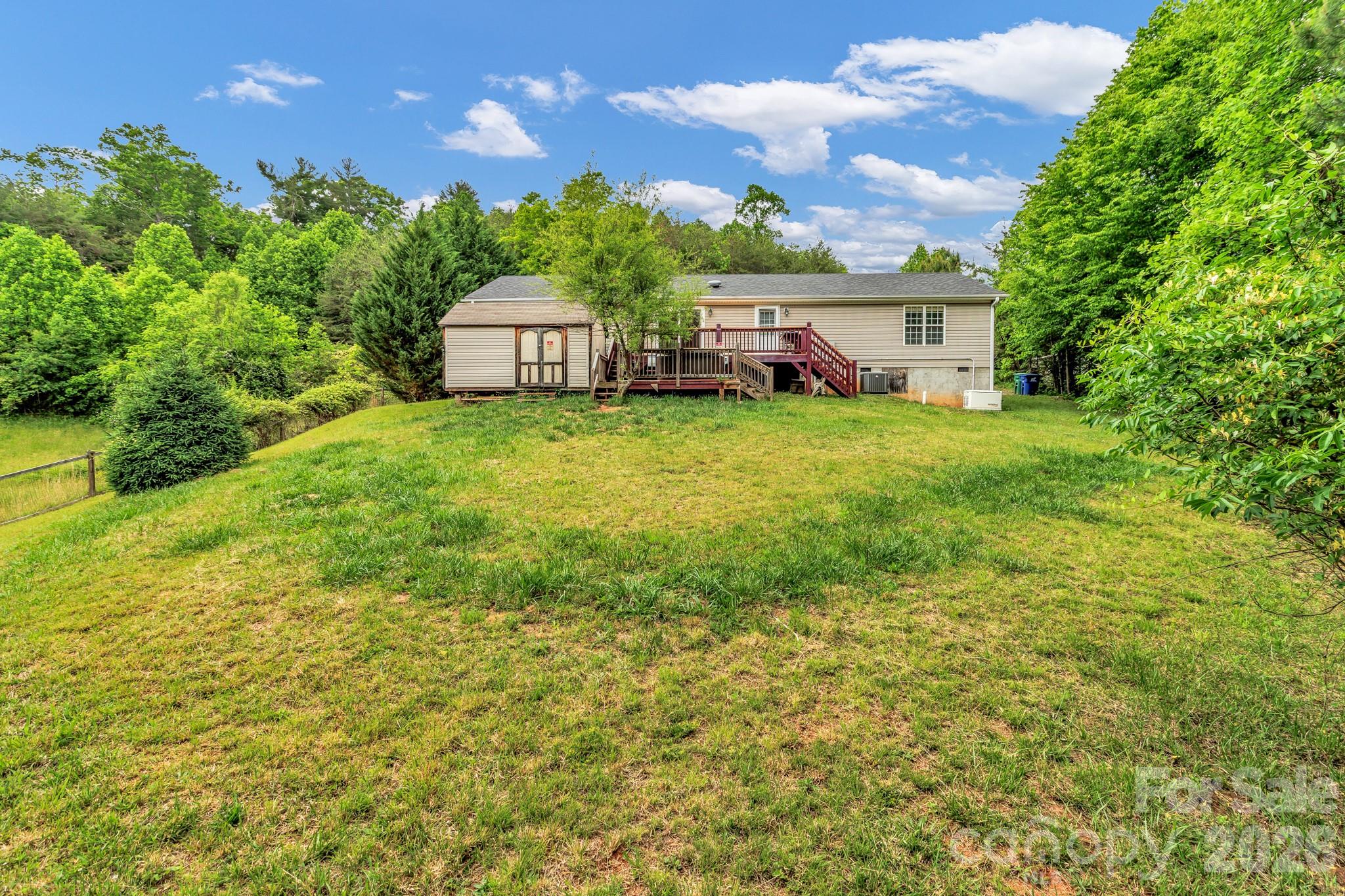 31 Trent Drive Leicester NC 28748
