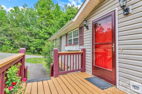 31 Trent Drive Leicester NC 28748