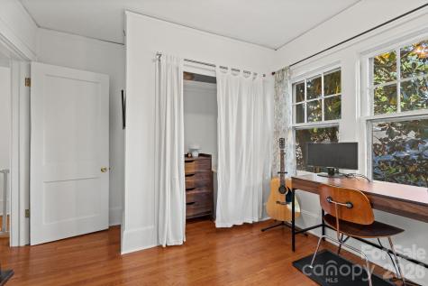 238 Forest Hill Drive Asheville NC 28803
