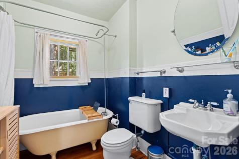 238 Forest Hill Drive Asheville NC 28803
