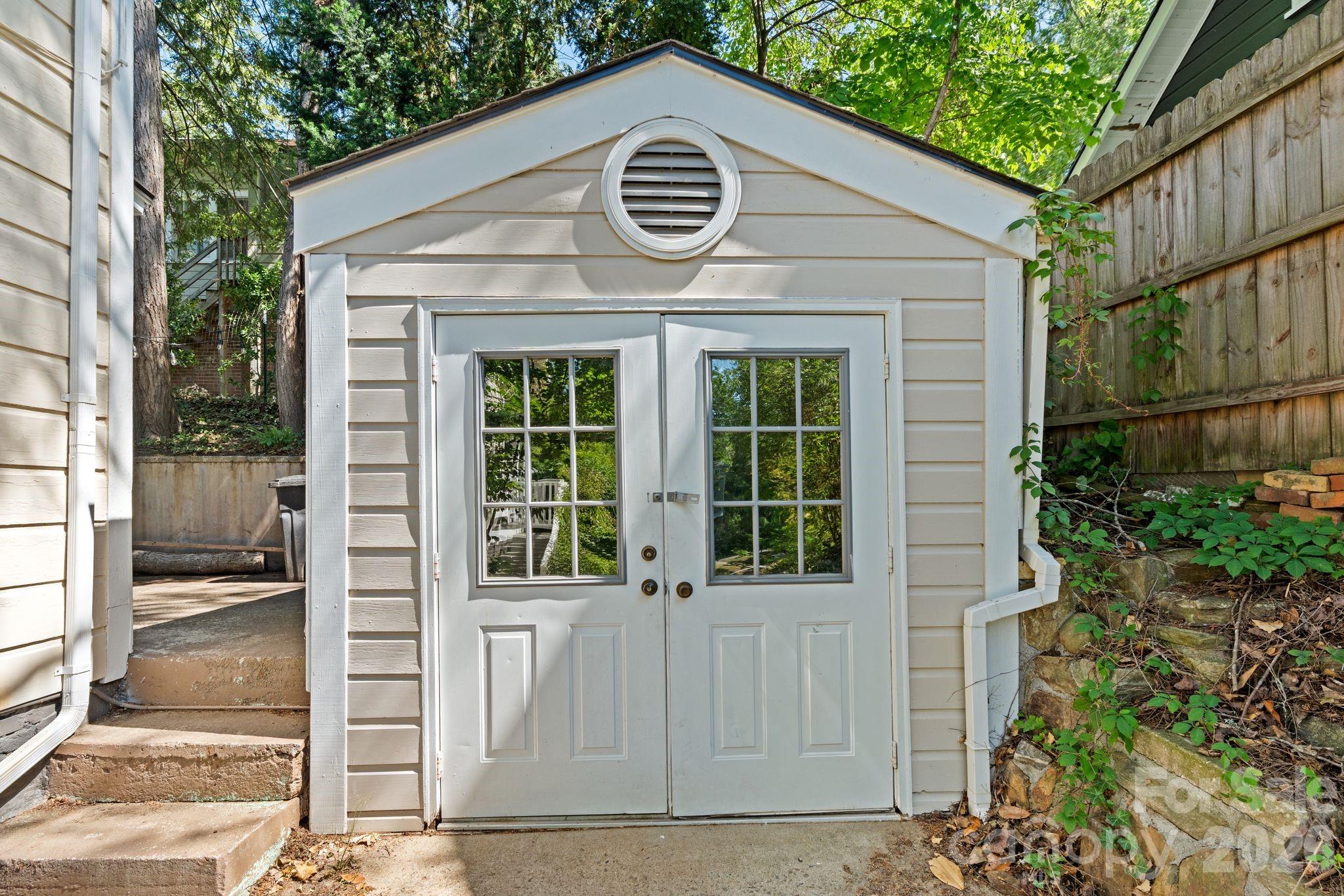 238 Forest Hill Drive Asheville NC 28803