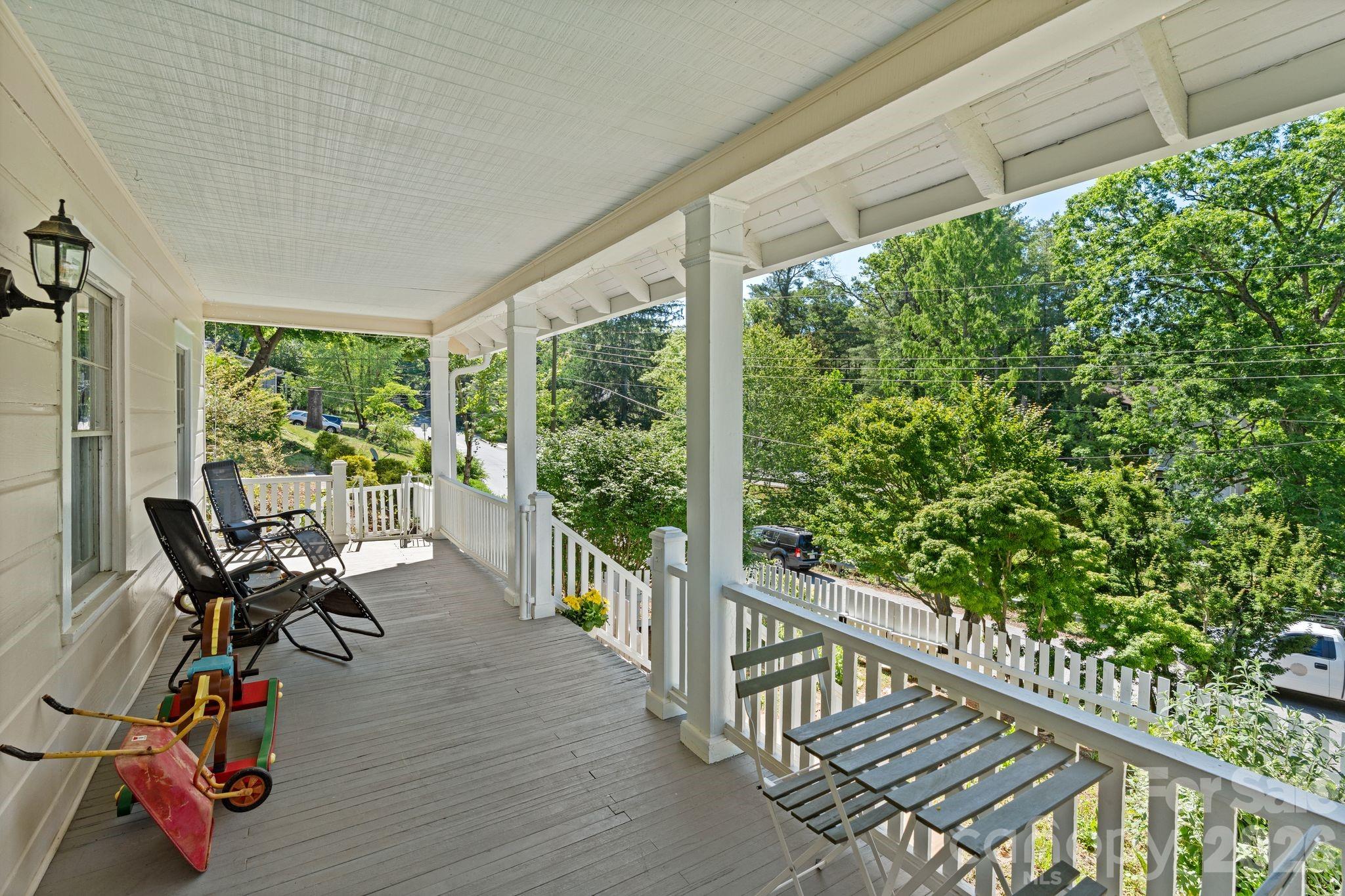 238 Forest Hill Drive Asheville NC 28803