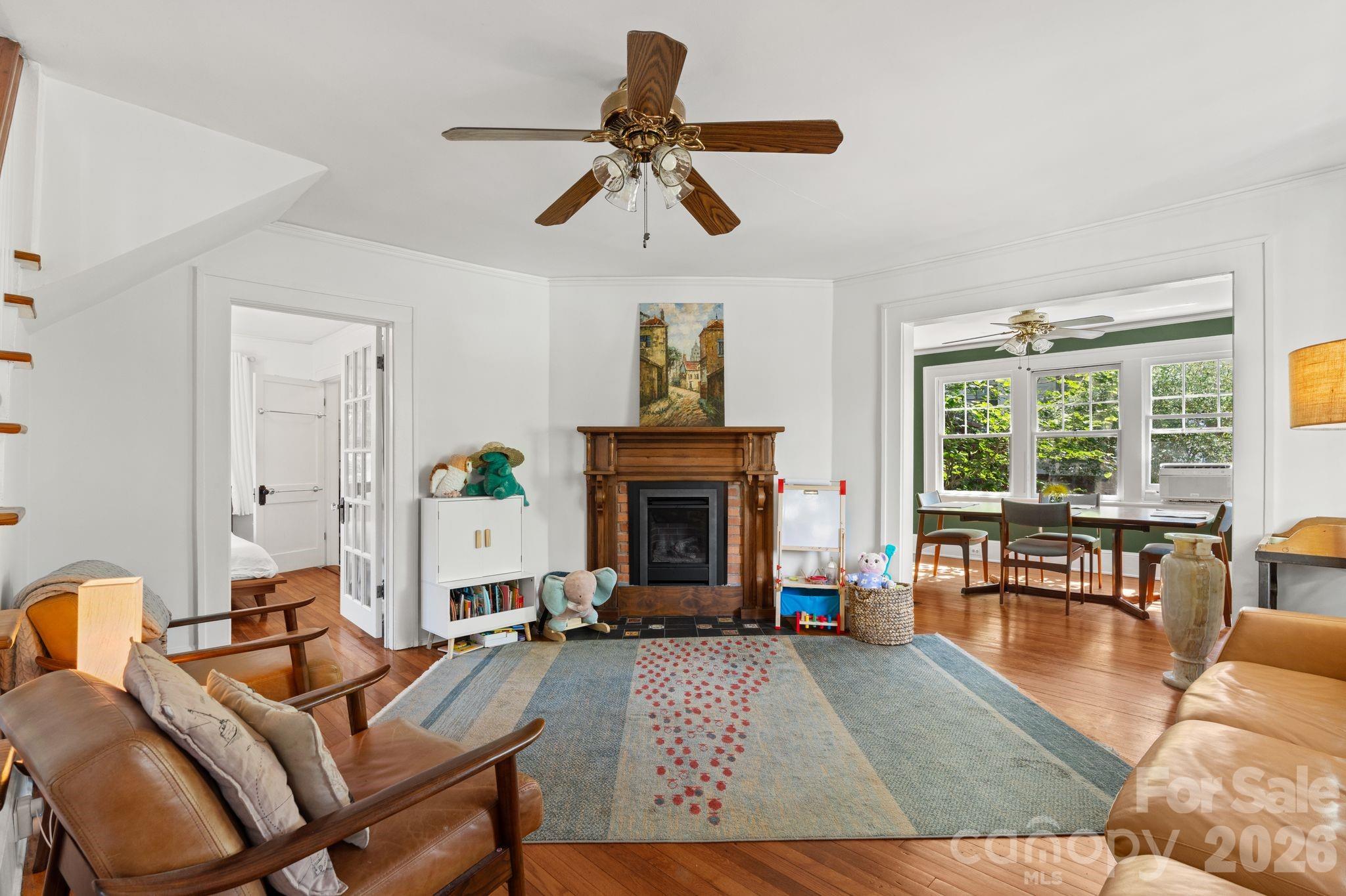 238 Forest Hill Drive Asheville NC 28803