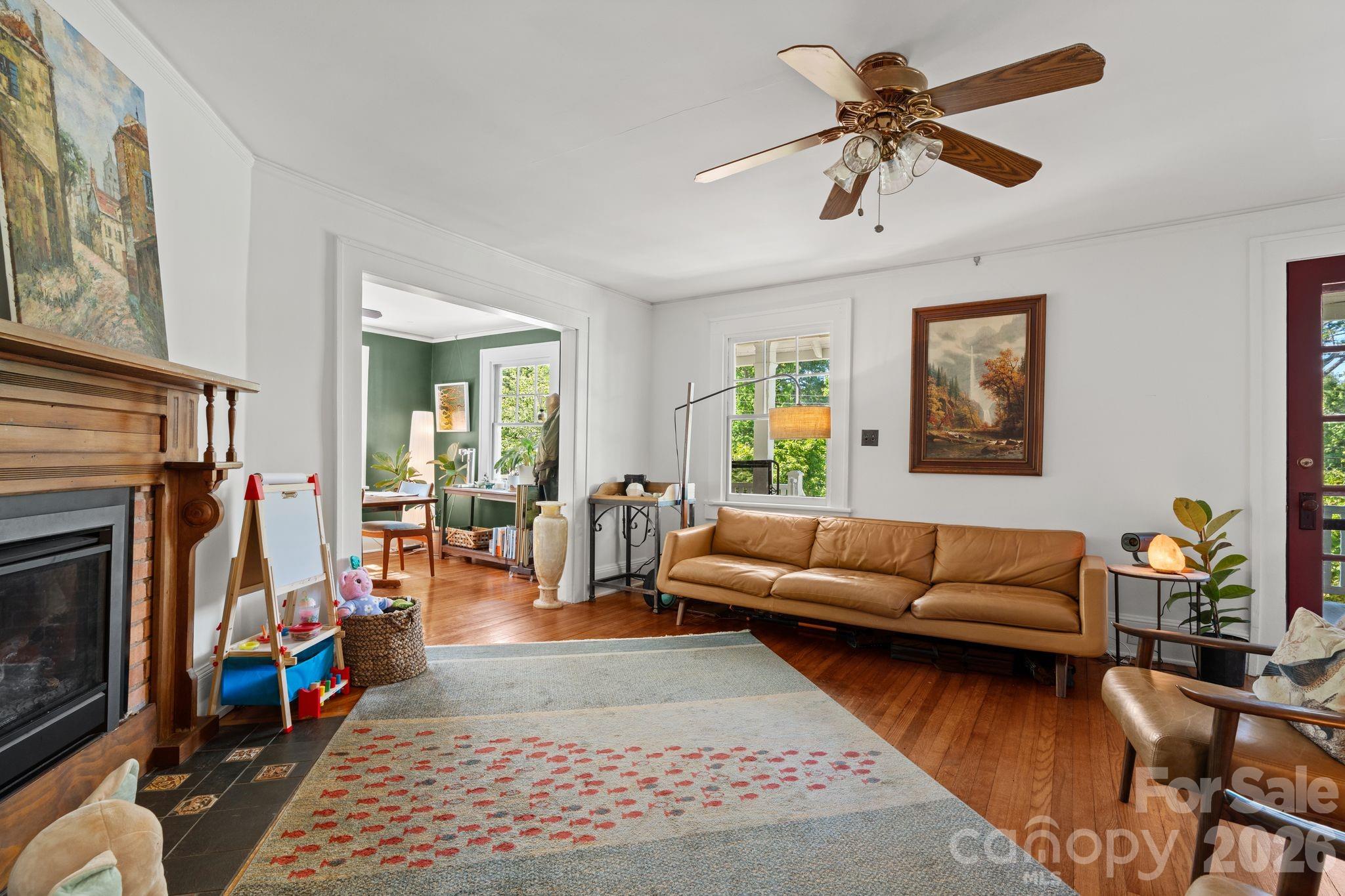 238 Forest Hill Drive Asheville NC 28803