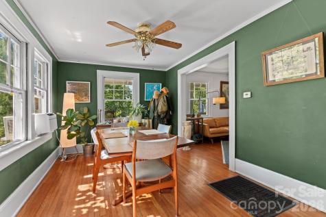 238 Forest Hill Drive Asheville NC 28803