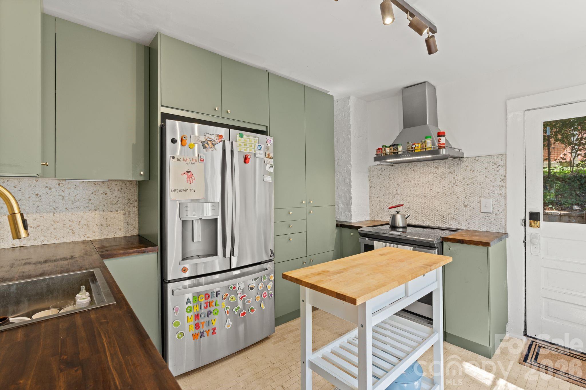 238 Forest Hill Drive Asheville NC 28803