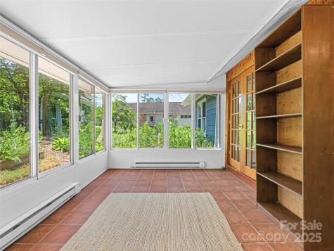 83 5th Avenue Asheville NC 28806