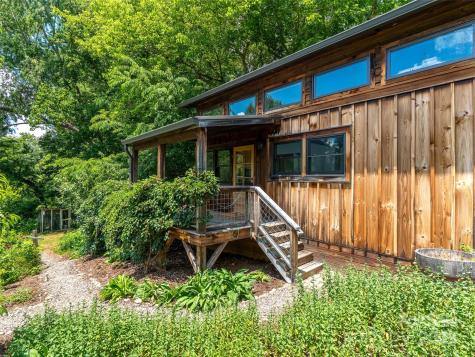 83 5th Avenue Asheville NC 28806