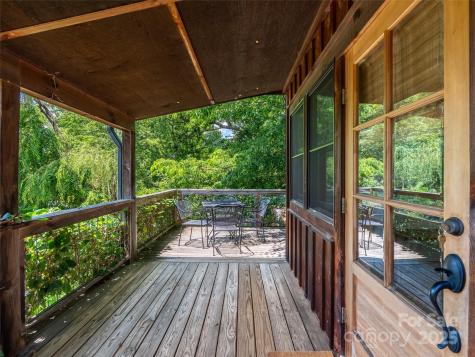 83 5th Avenue Asheville NC 28806
