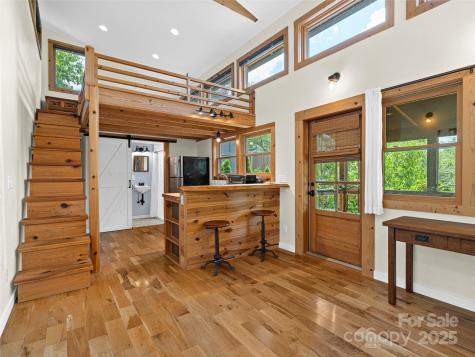 83 5th Avenue Asheville NC 28806