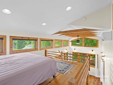 83 5th Avenue Asheville NC 28806