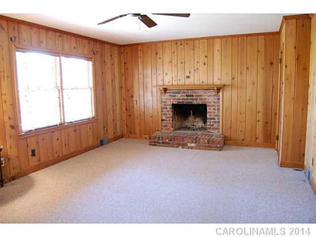 6961 Folger Drive Charlotte NC 28270