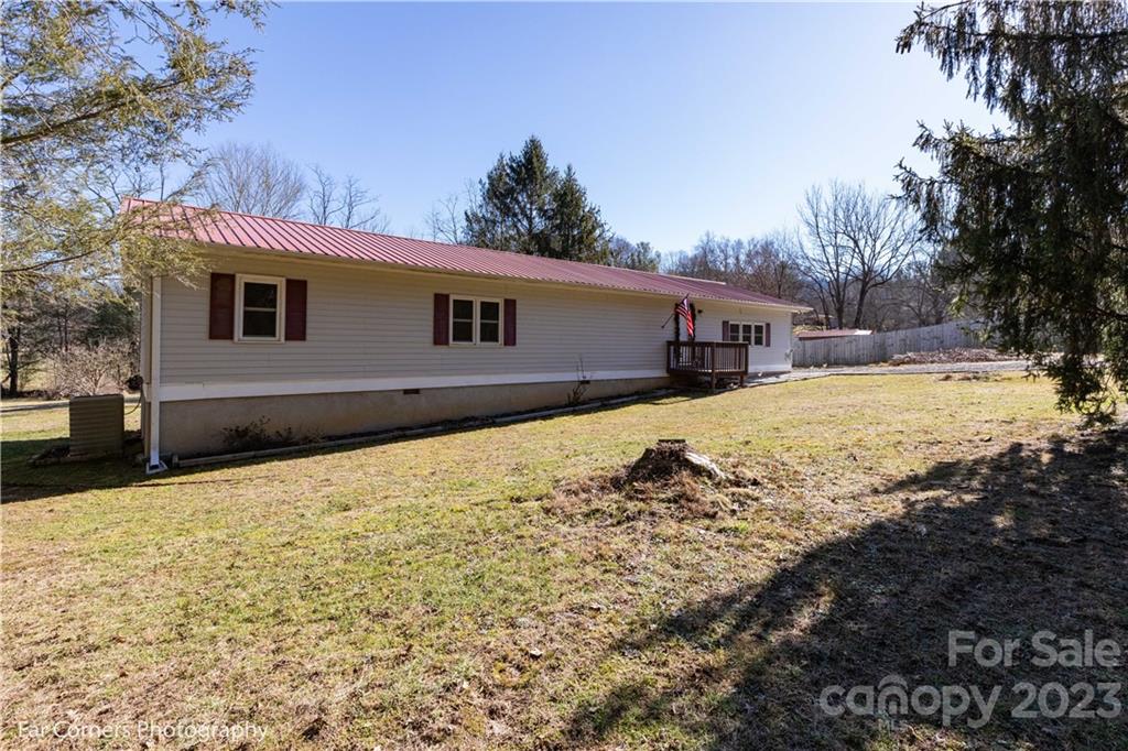 8 Ross Farm Road Waynesville NC 28786