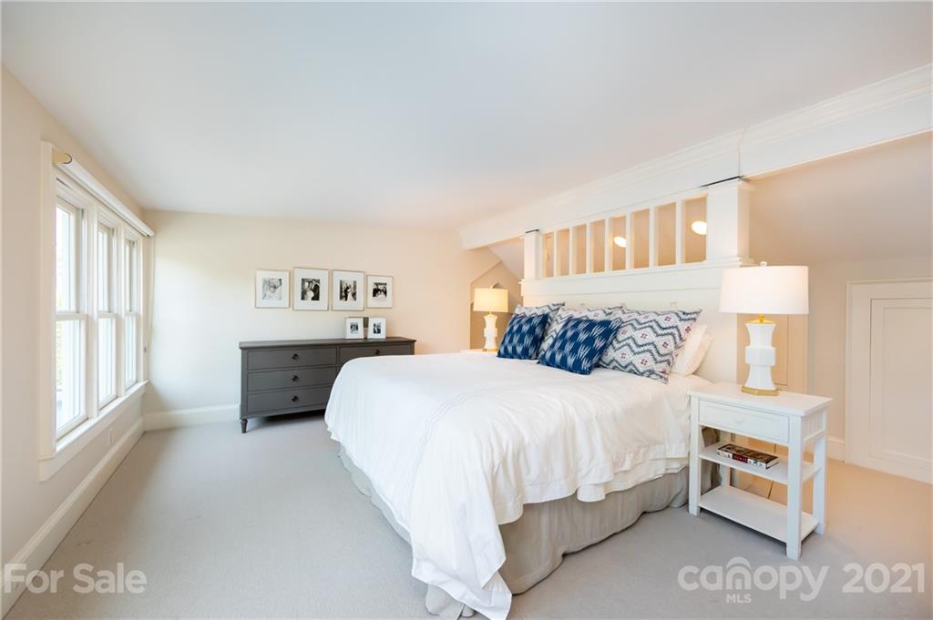 225 Tranquil Avenue Charlotte NC 28209